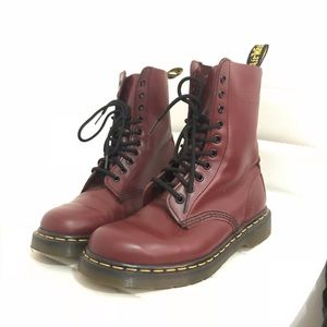 Dr Martens Boots Air Cushion Soles